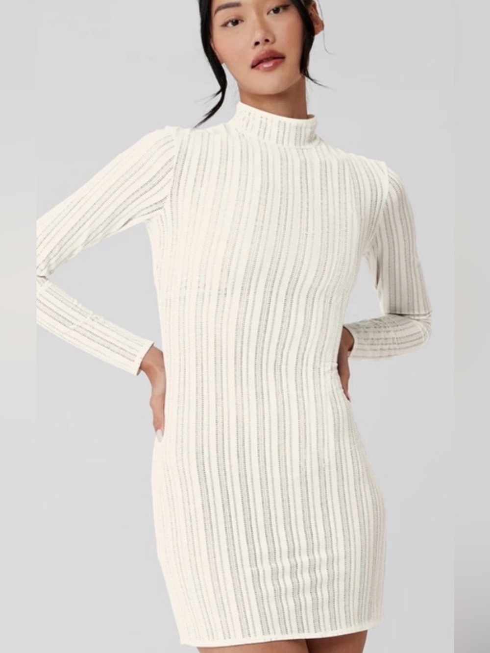 ALO Yoga Euphoria Cream Long Sleeve Dress, L